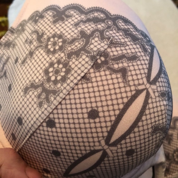 Deesse lingerie bra size 44 D - pink and grey, new or tried on - Picture 3 of 7